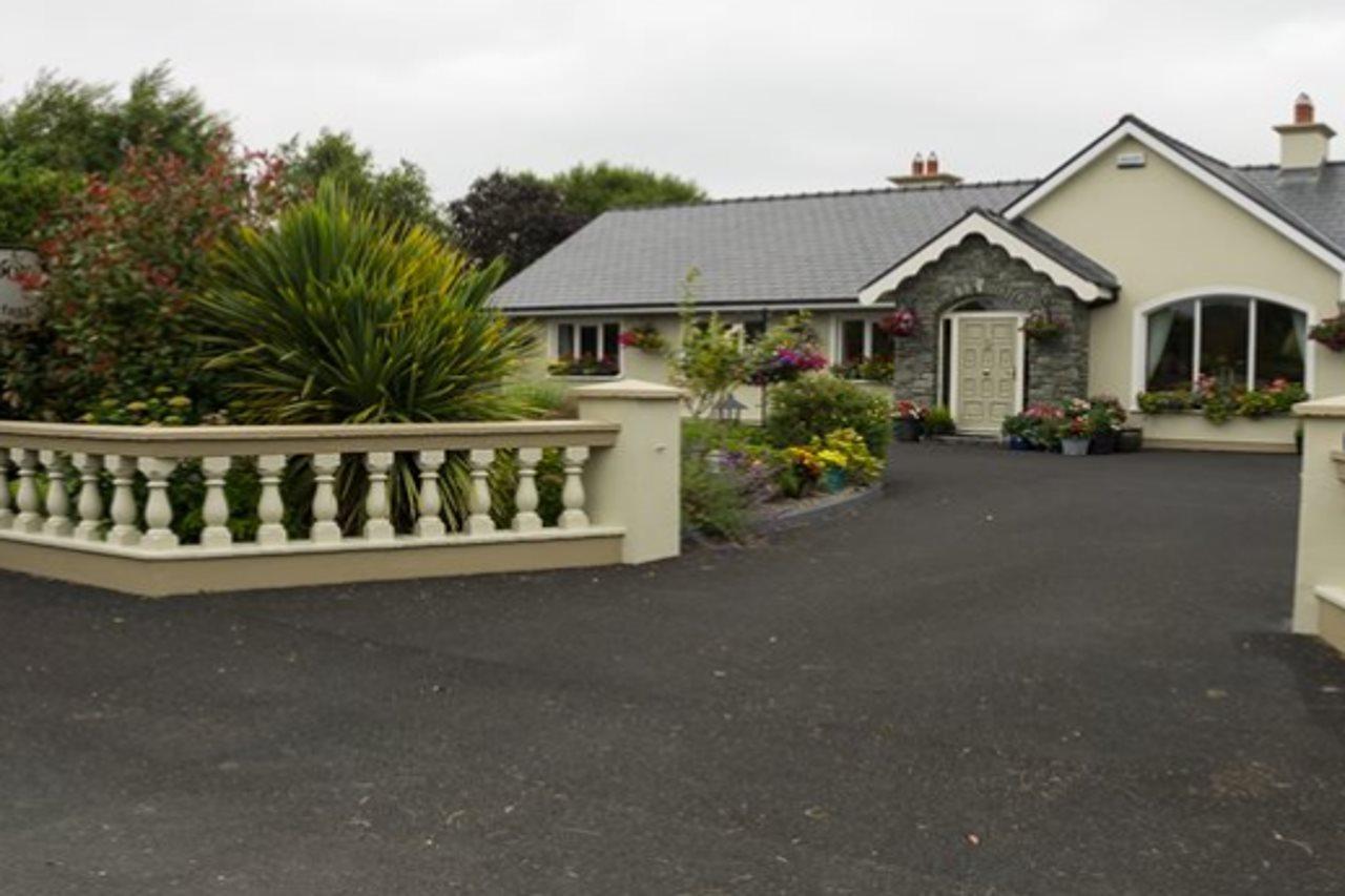 Glenbrook House Hotel Farranfore Exterior photo